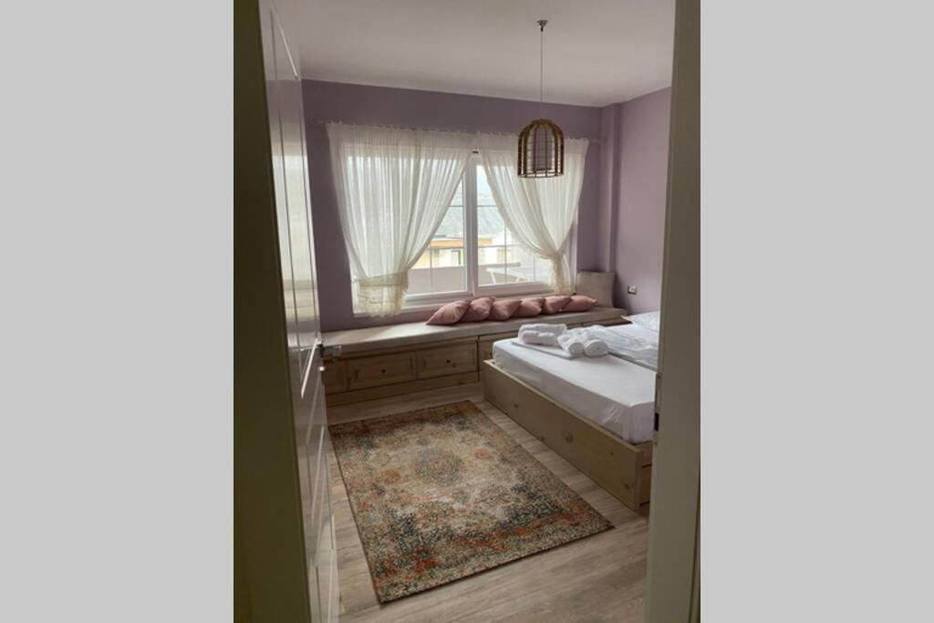 Cozy Lake Front Flat Bequeme Wohnung An Der See ポグラデツ エクステリア 写真